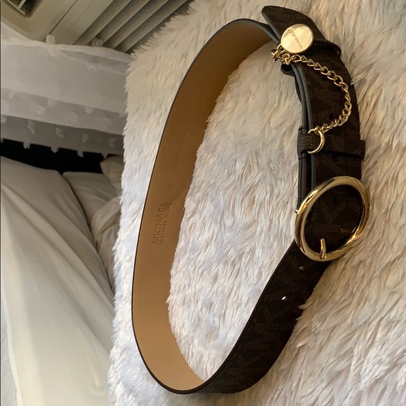 Michael Kors belt - Picture 1 of 2